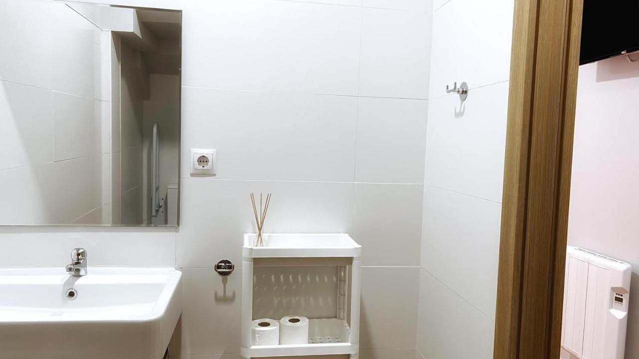 Hotel Iturriaga Ostatua Self Check In Bilbao Zewnętrze zdjęcie